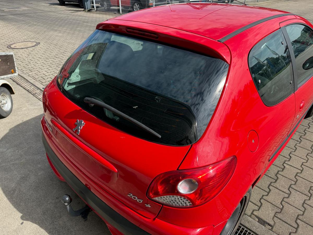 Peugeot 206+ original Heckklappe mit Scheibe KKN Rot Aden Rohbau BJ11